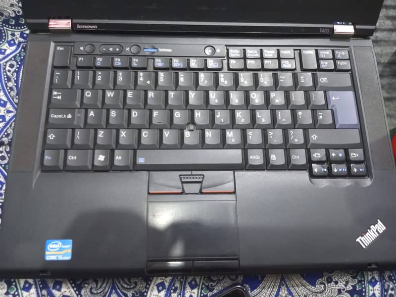 LENEVO Thinkpad T420,8/10 Condiion 1