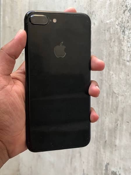 iPhone 7plus (128 GB) 1