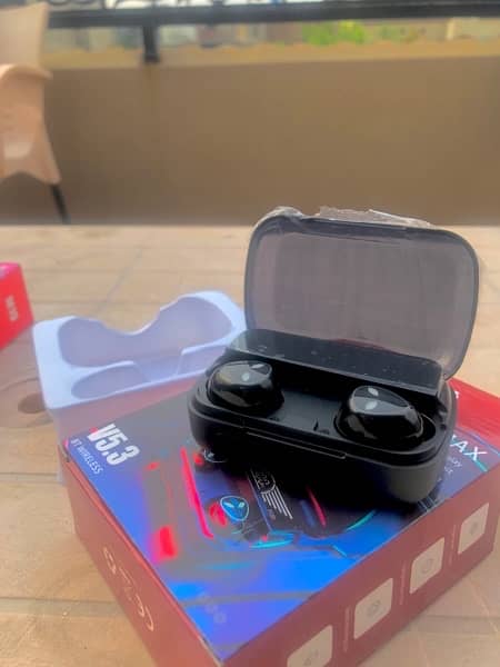 M20 Earbuds Box pack 2