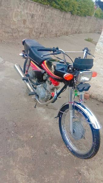 Honda 125 sale and Exchange also 8