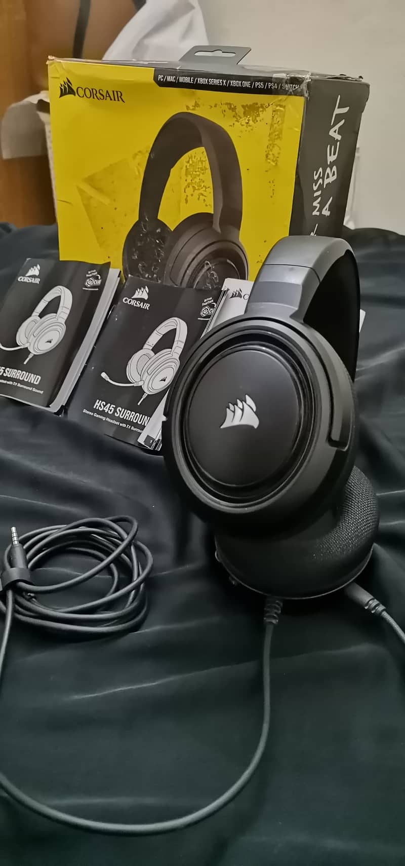 Corsair HS45 Surround Gaming Headset (Slightly Negotiable) 2