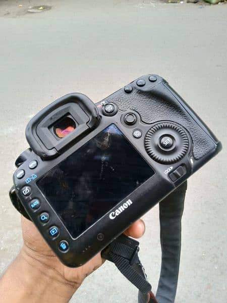 Canon 5D MARK 3 full frame 2