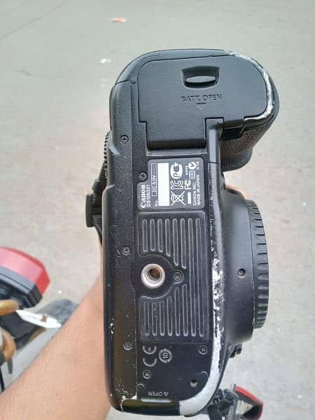 Canon 5D MARK 3 full frame 3