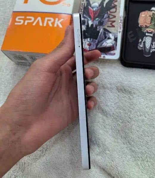 Tecno Spark 10pro 3