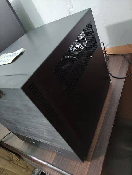 Ryzen 2600 A520m 16gb Ram GTX titan x 12gb gaming PC 2