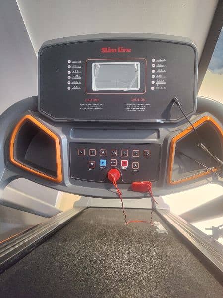 SlimLine Treadmill TH3000 4