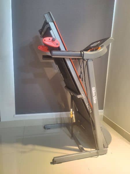 SlimLine Treadmill TH3000 8
