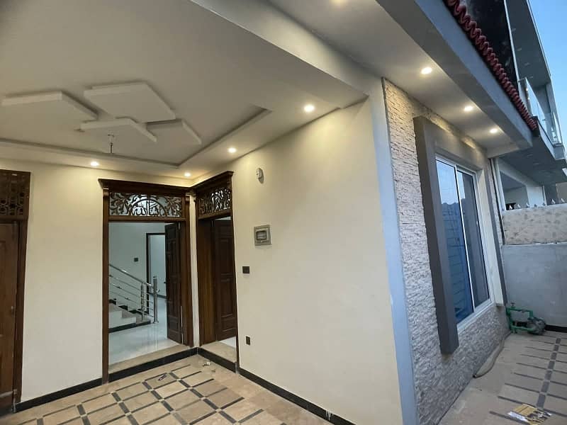 Beautiful Designer House In Block C1 - MPCHS, Multi Gardens B-17, Islamabad 9