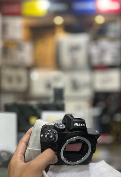 Nikon Z5 body only  (Nikon Warranty Full box) 2