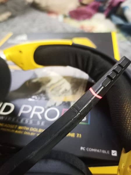 Corsair Void Pro RGB Wireless Special Edition With Box 5