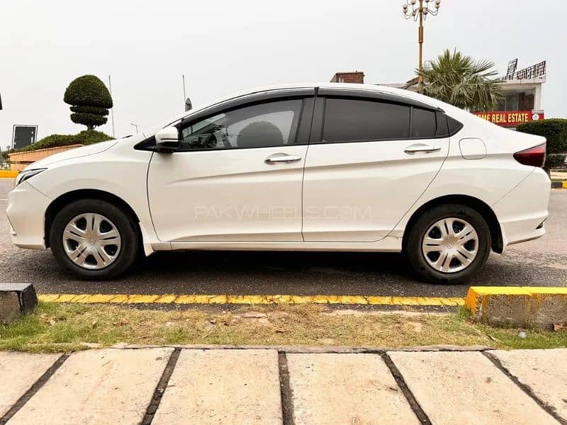 Honda City IVTEC 2021 5