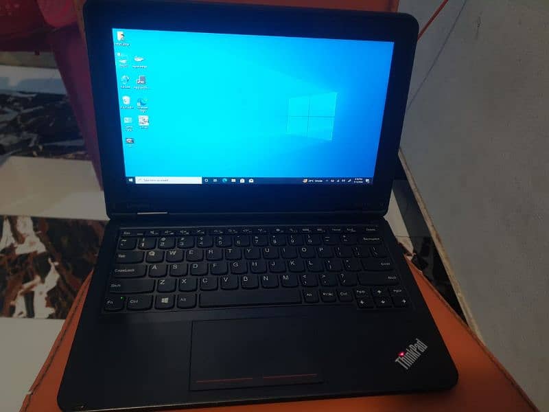 lenovo thinkpad yoga 11e | 360 rotate touch screen 0