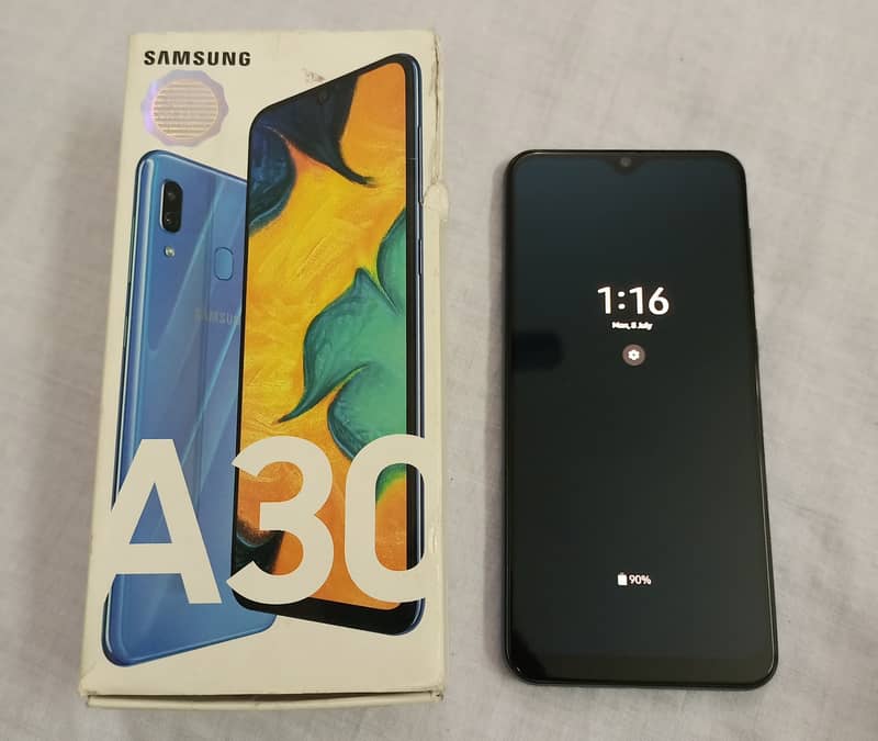 Samsung A30 4-64 With Box 0