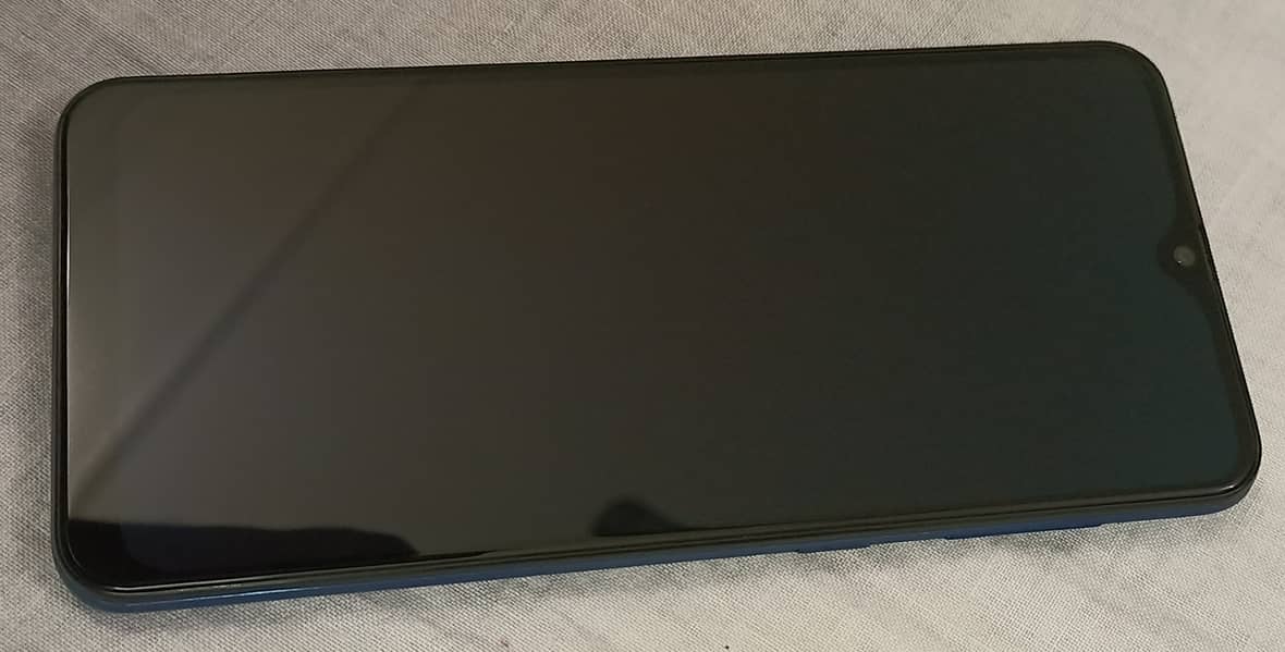 Samsung A30 4-64 With Box 17