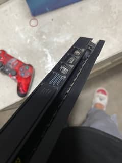 Playstation 4 slim