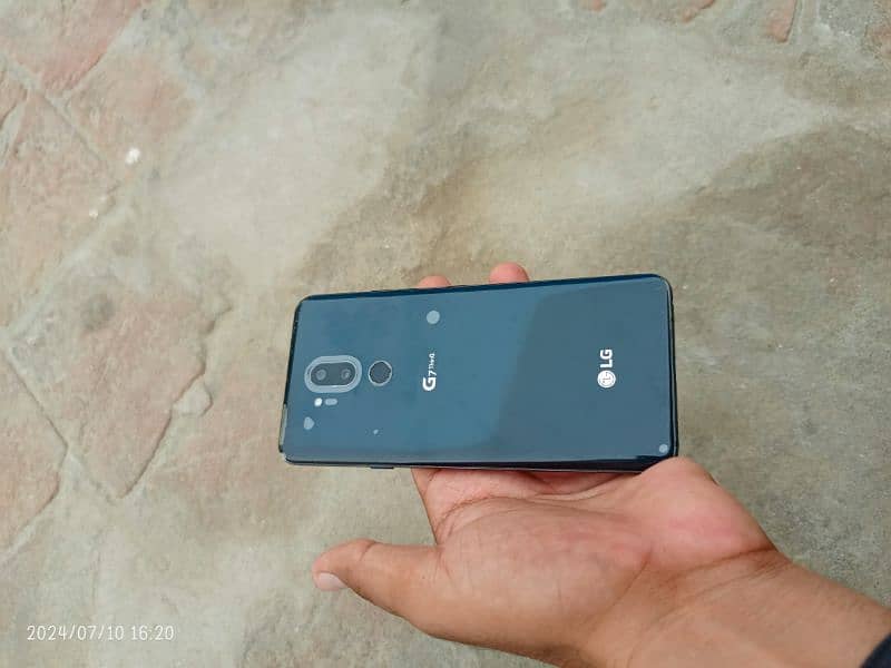 LG G7thinq 4GB RAM 64 ROM 6