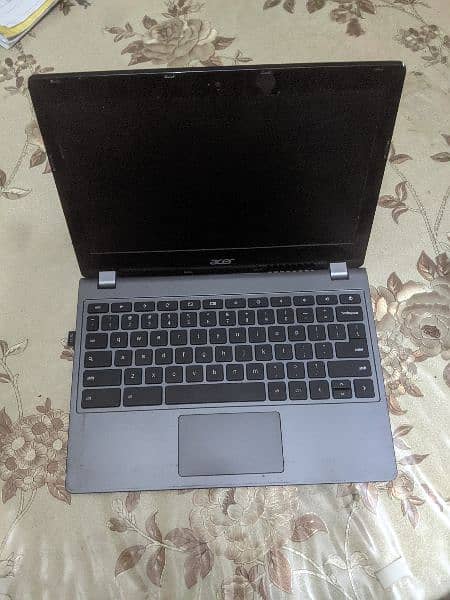 Acer C740 Chromebook, 4/128 Extended SSD 3