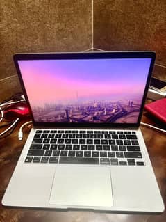 Macbook Air (M1, 2020)