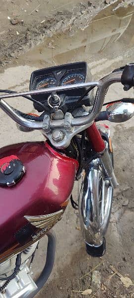 Honda 125 2021 in good condition 3