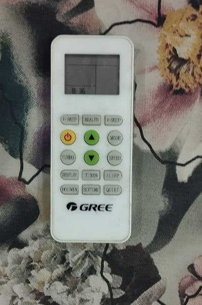 Gree 1 Ton Dc inverter good condition 2