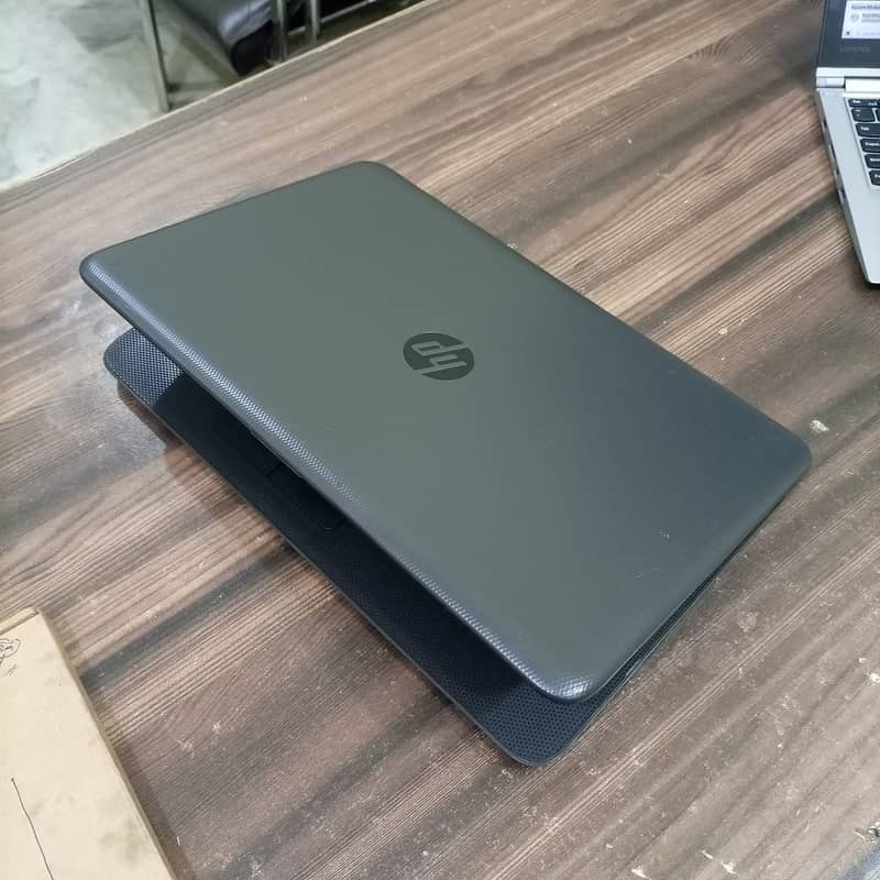 HP NoteBook 250, Core i3 7th generation, 8GB Ram, 180GB SSD 5