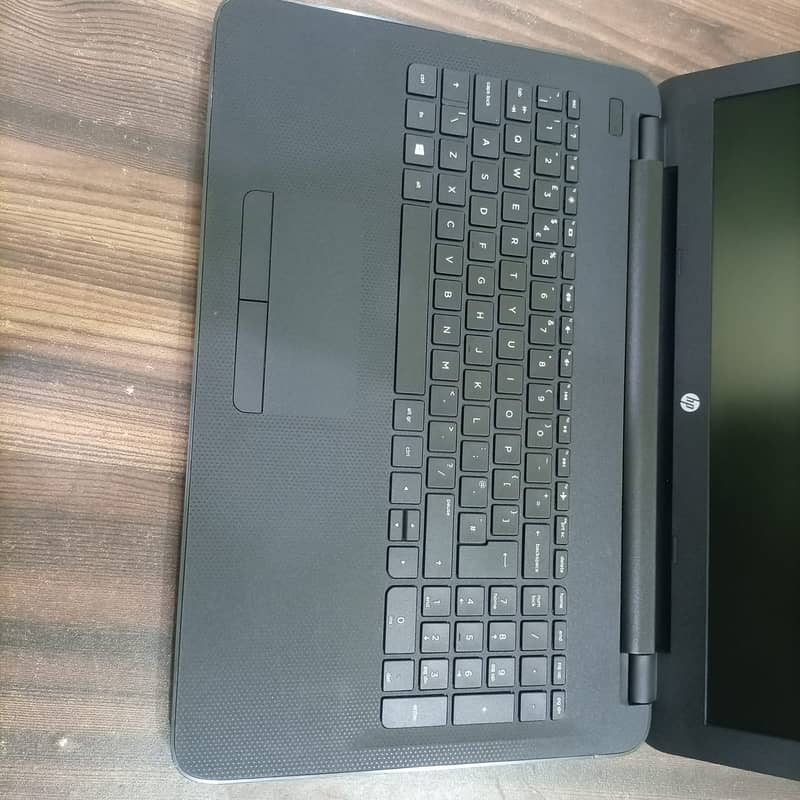 HP NoteBook 250, Core i3 7th generation, 8GB Ram, 180GB SSD 14