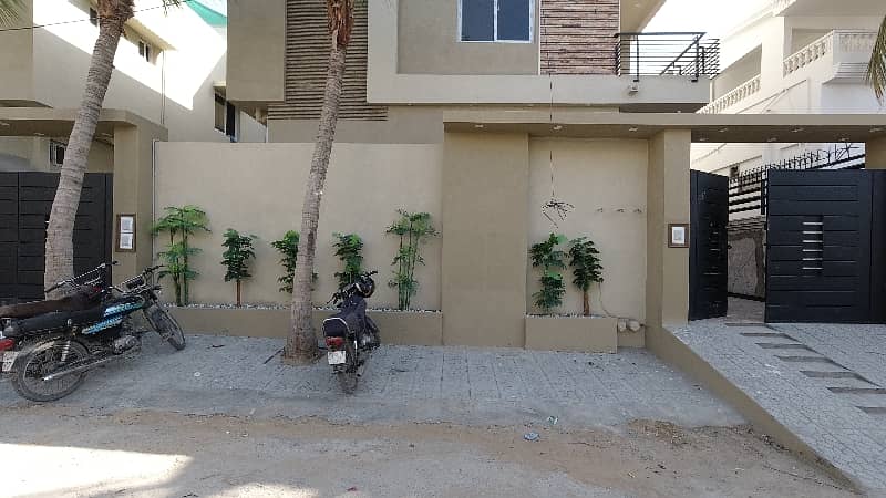 Centrally Located Prime Location House In PECHS Block 3 Is Available For Sale 3