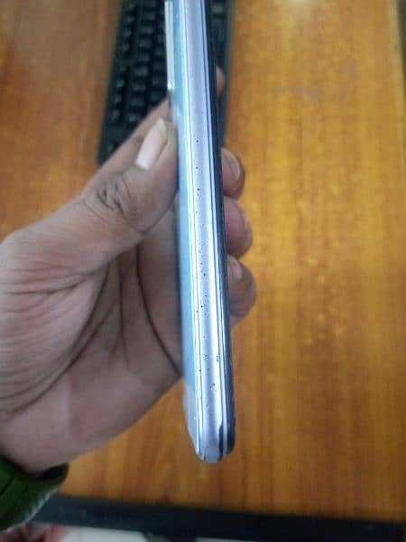 Vivo Y20 4/64 for sale 3