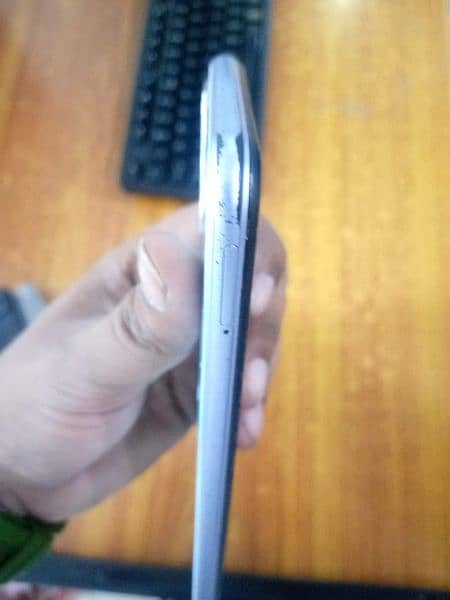 Vivo Y20 4/64 for sale 4