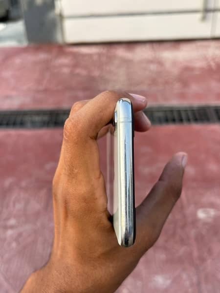 iPhone Xs Max ‘256GB’ Non-PTA,   WA (03279300081) 5