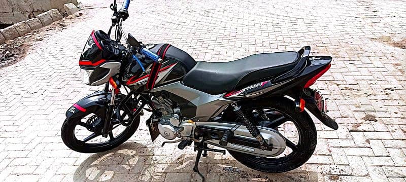 honda cb. 125f 2o2o 1oby9,5 condition seld ingun on haind uosd 4