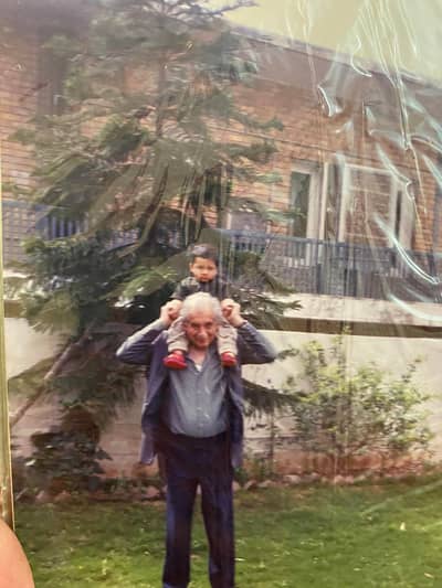 گھریلو کام کاج کے لیے نوجوان غیر شادی شدہ لڑکے کی ضرورت ہے