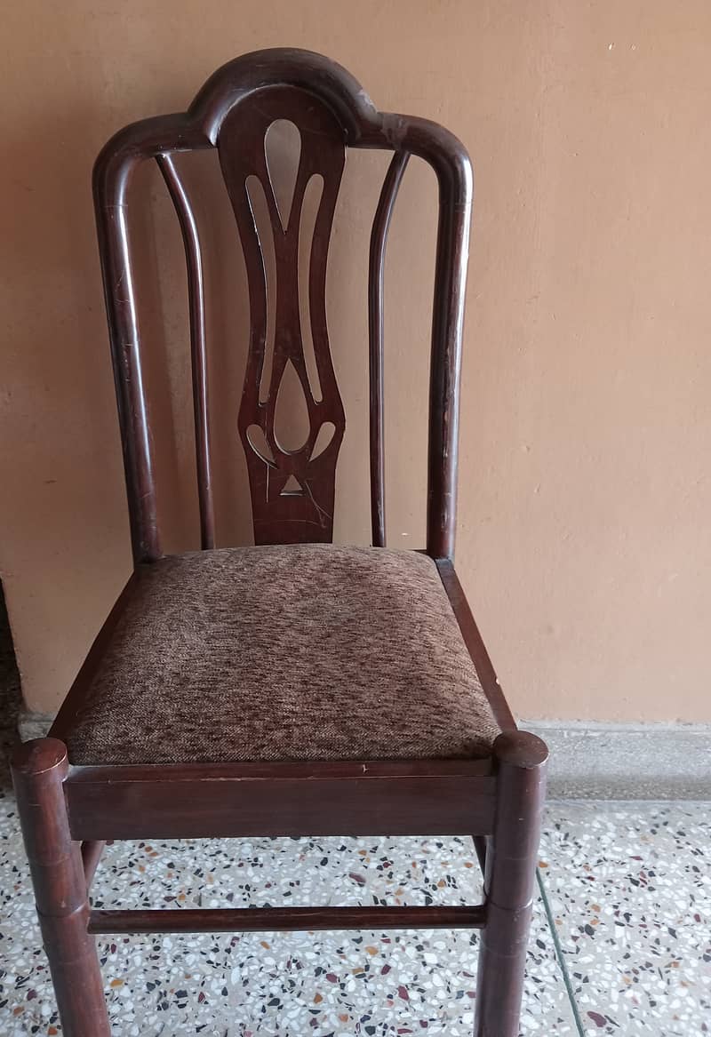 DINING TABLE CHAIRS FOR SALE 1