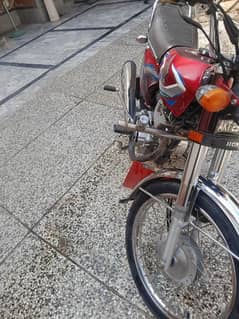 Honda 125 bike