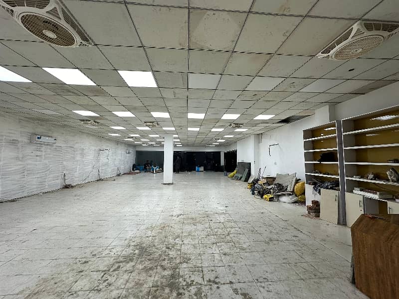 9000 sqft Commercial Space For Rent Main Boulevard 12