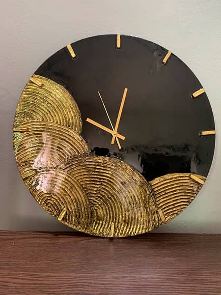 texture resine handmade clock 17”dia 3