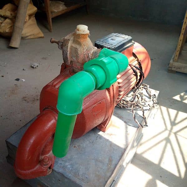 oregnal Golden water pump for sale 3