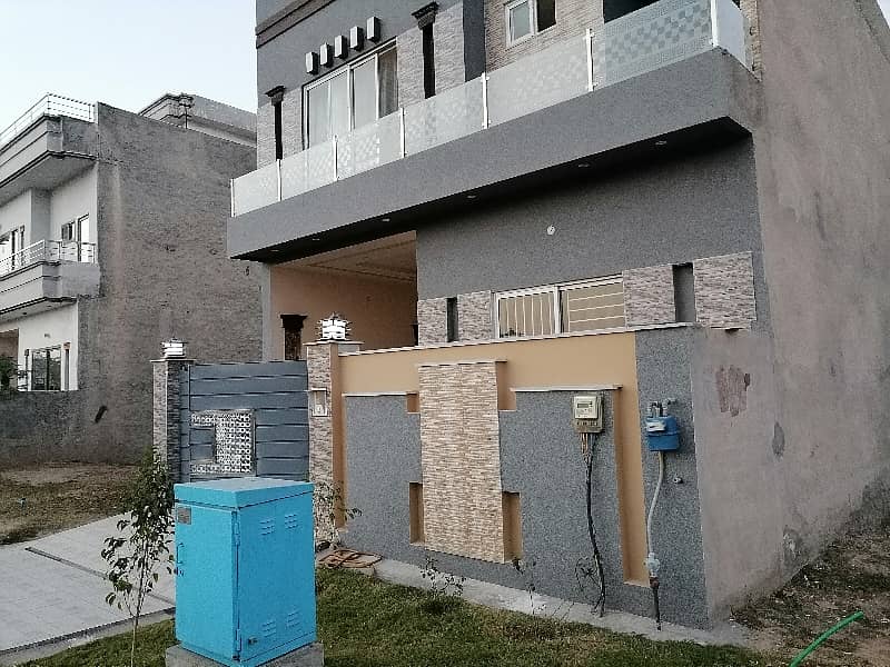Ideal 5 Marla House Available In Citi Housing - Phase 1, Faisalabad 8