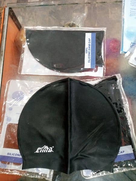 SWIMMING CAP (SILICON QUALITY) NEW 0