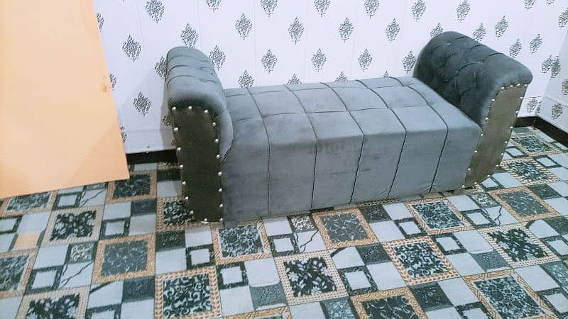 1 duble bed & 1 couch for sale bed price 40000 & couch 20000 2