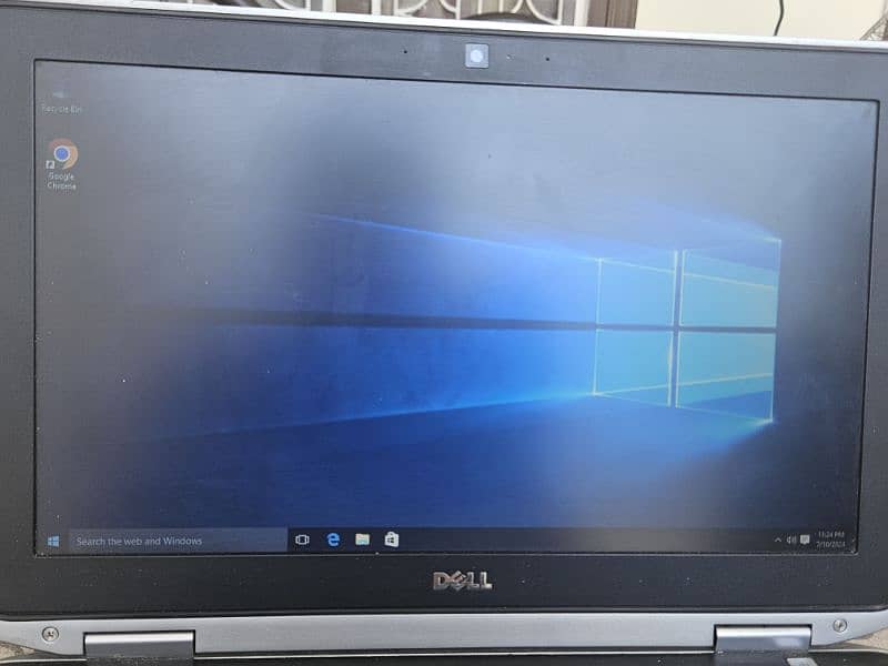 Dell Leptop Latitude E6320 2