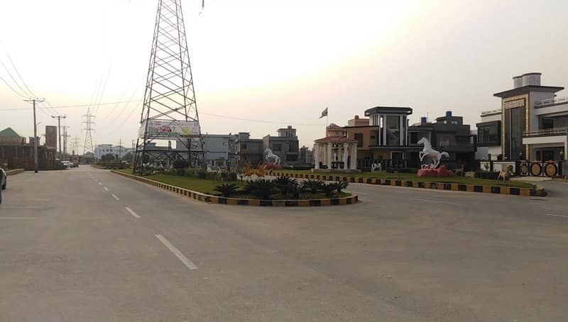 5 Marla Plot Available For sale In Bismillah Housing Scheme Lahore Plot Located On Good Location Near Main Road To Connect The Whole Society 2
