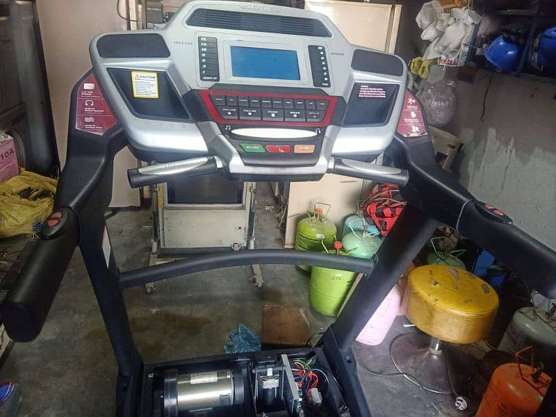 Sole F65 USA brand treadmill 0