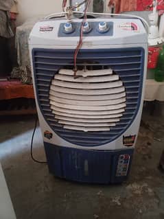 Room cooler with supply 12 volt