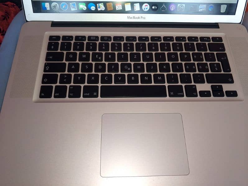 MacBook pro for sale in chakwal 0