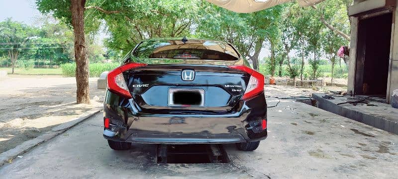 Honda Civic Oriel 2018 5