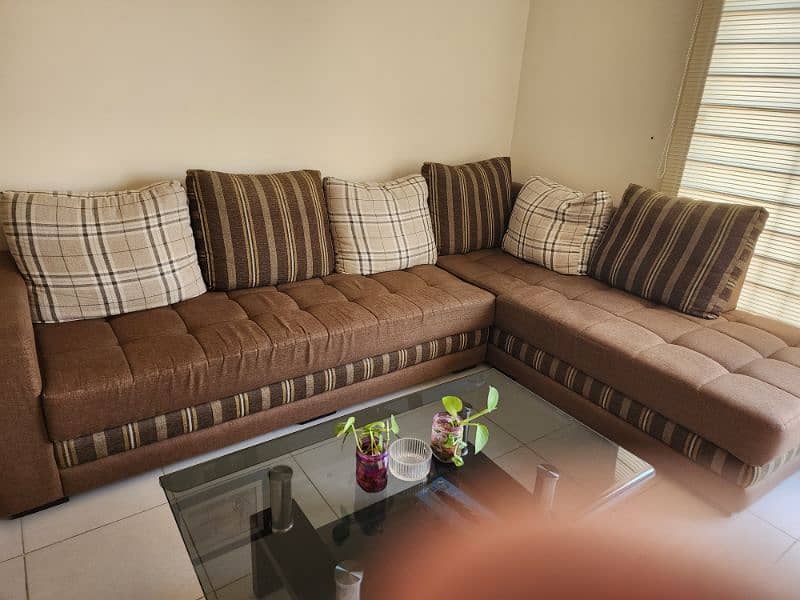 L shape 7 seater Sofa with free glass centre table 1