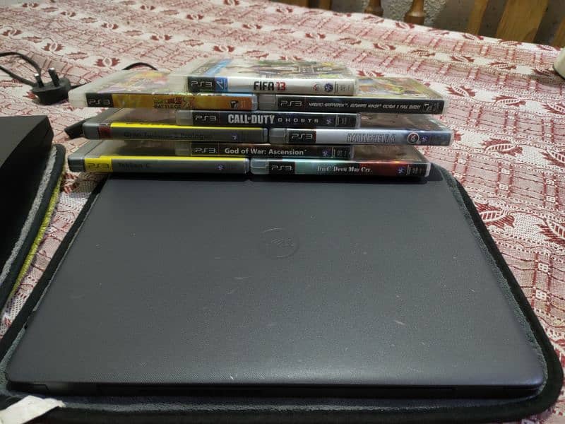brand new ps3 along with 10games CDs 2