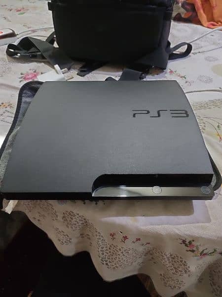 brand new ps3 along with 10games CDs 3