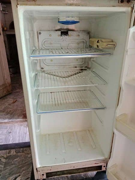 Dawlance fridge for sale 4